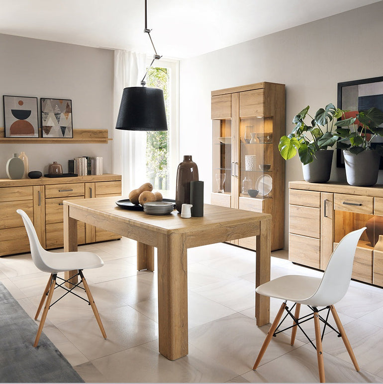 Drapery Extending dining table in Grandson Oak