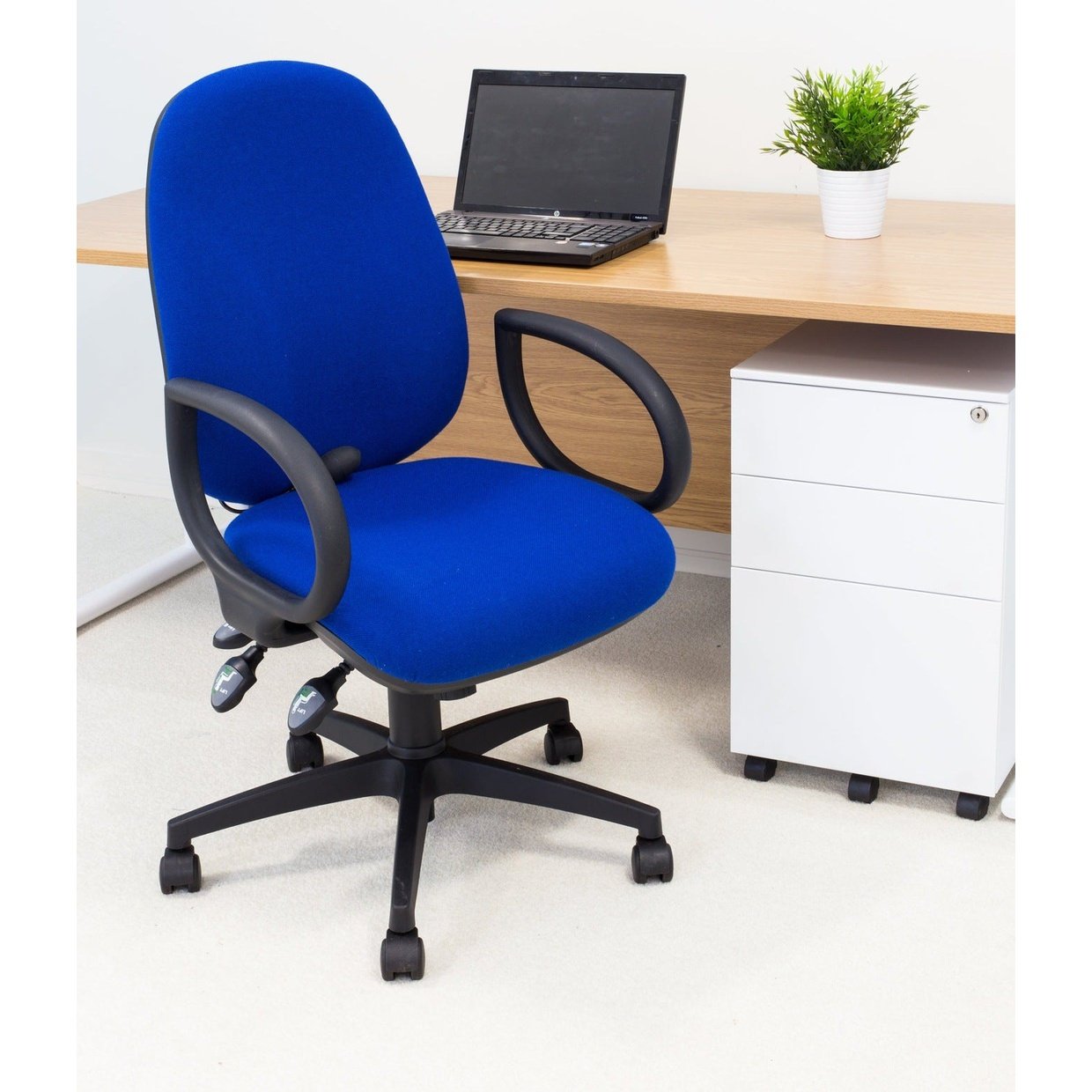 Maxi Ergonomic Chair With Lumbar Pump