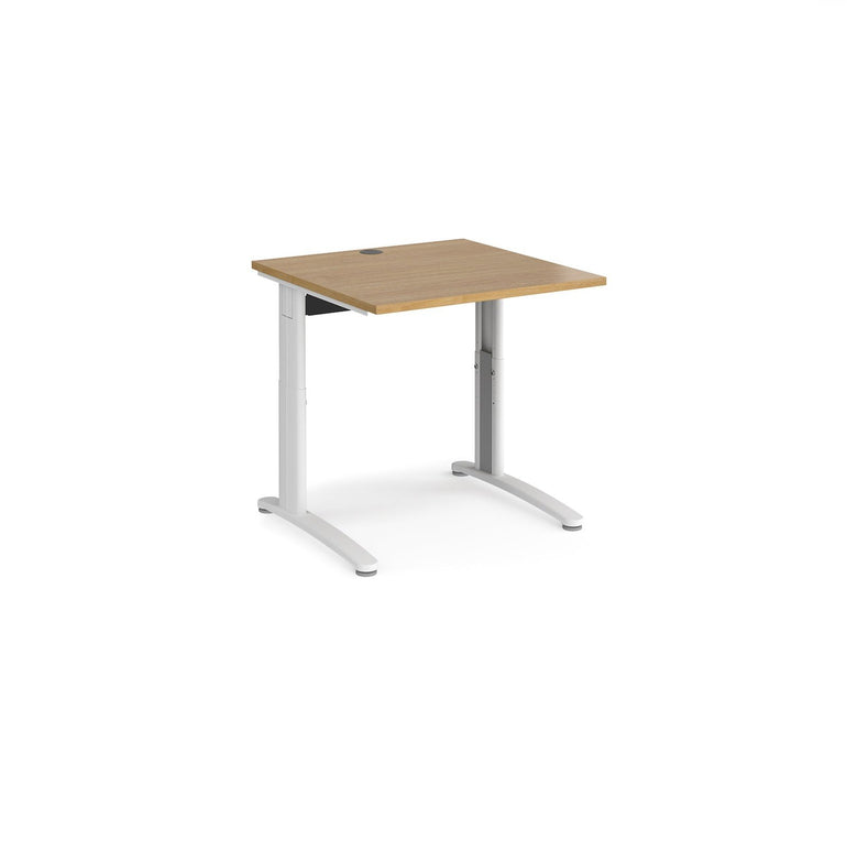 TR10 height settable straight desk 800 deep - Office Products Online