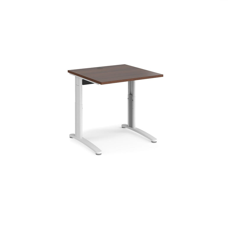 TR10 height settable straight desk 800 deep - Office Products Online