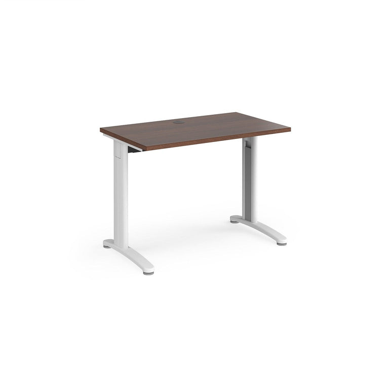 TR10 straight desk 600 deep - Office Products Online