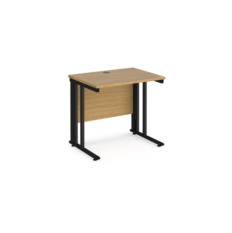 Maestro 25 cable managed leg straight desk 600 deep - Office Products Online