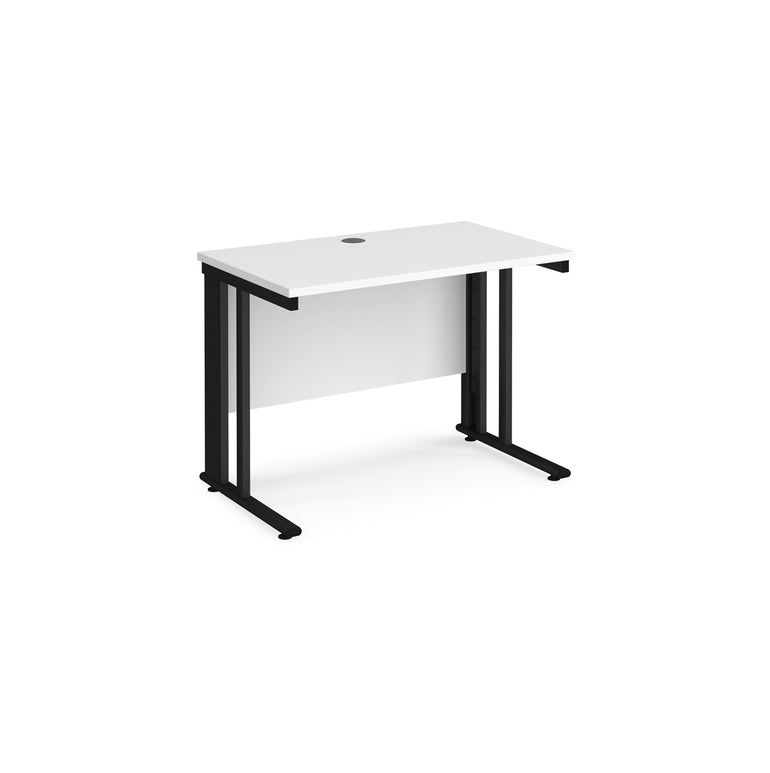 Maestro 25 cable managed leg straight desk 600 deep - Office Products Online